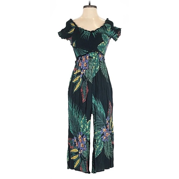 Patrons of Peace Pants - Patrons of Peace Tropical Print Smocked Bodice Cropped Jumpsuit Size Small